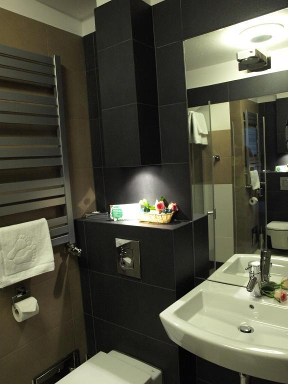 Hotel ニエポウォミツェ 部屋 写真