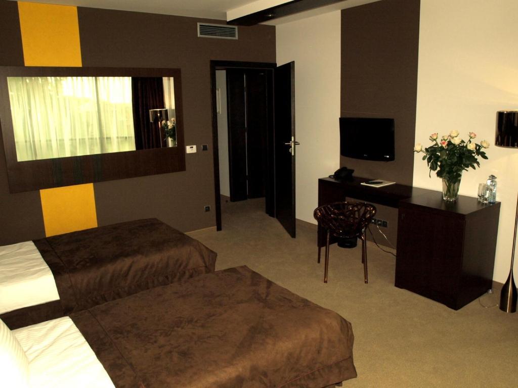 Hotel ニエポウォミツェ 部屋 写真